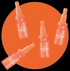 Germaine de Capucini Spring Radiance Set - Pěnový peeling 150ml + Pure C sérum 4x6ml + Flash C maska 2ks + Tužka na oči Kohl Kajal černá Dárková sada