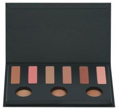 Paleta neobsahuje kosmetické produkty zobrazené na fotografii!